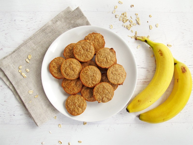 banana oat blender muffins